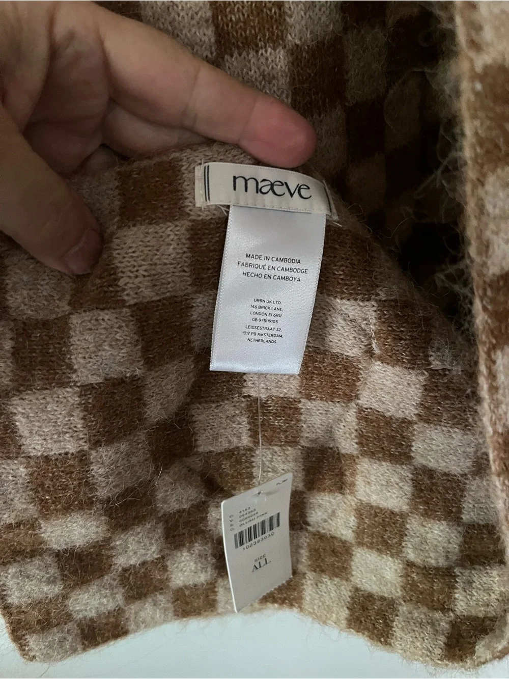 NWT Maeve Anthropology One Size Checkerboard Scarf, Raised Pink Heart Appliqués